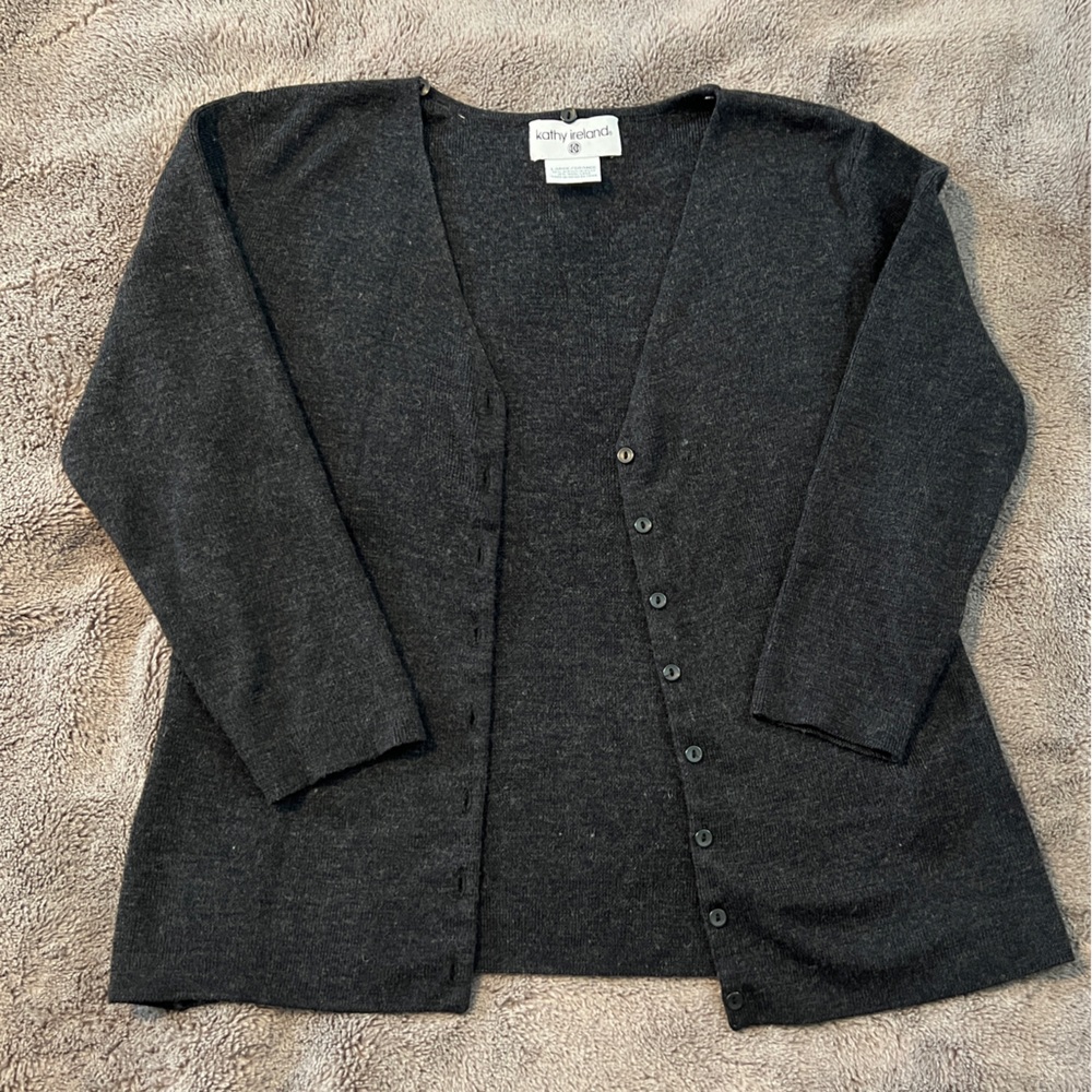 Kathy Ireland Cardigan Sweater size L